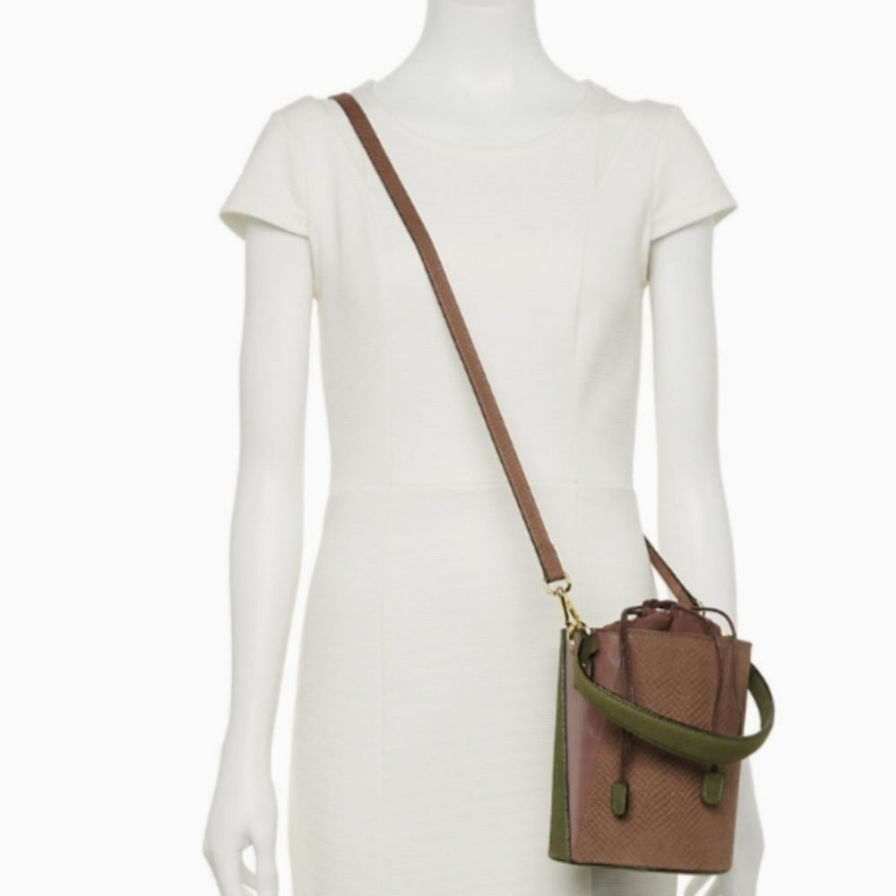 AmeriLeather Brenna Cylinder Crossbody Bag